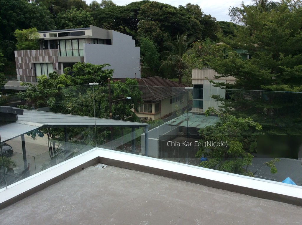 Opera Estate thumbnail photo